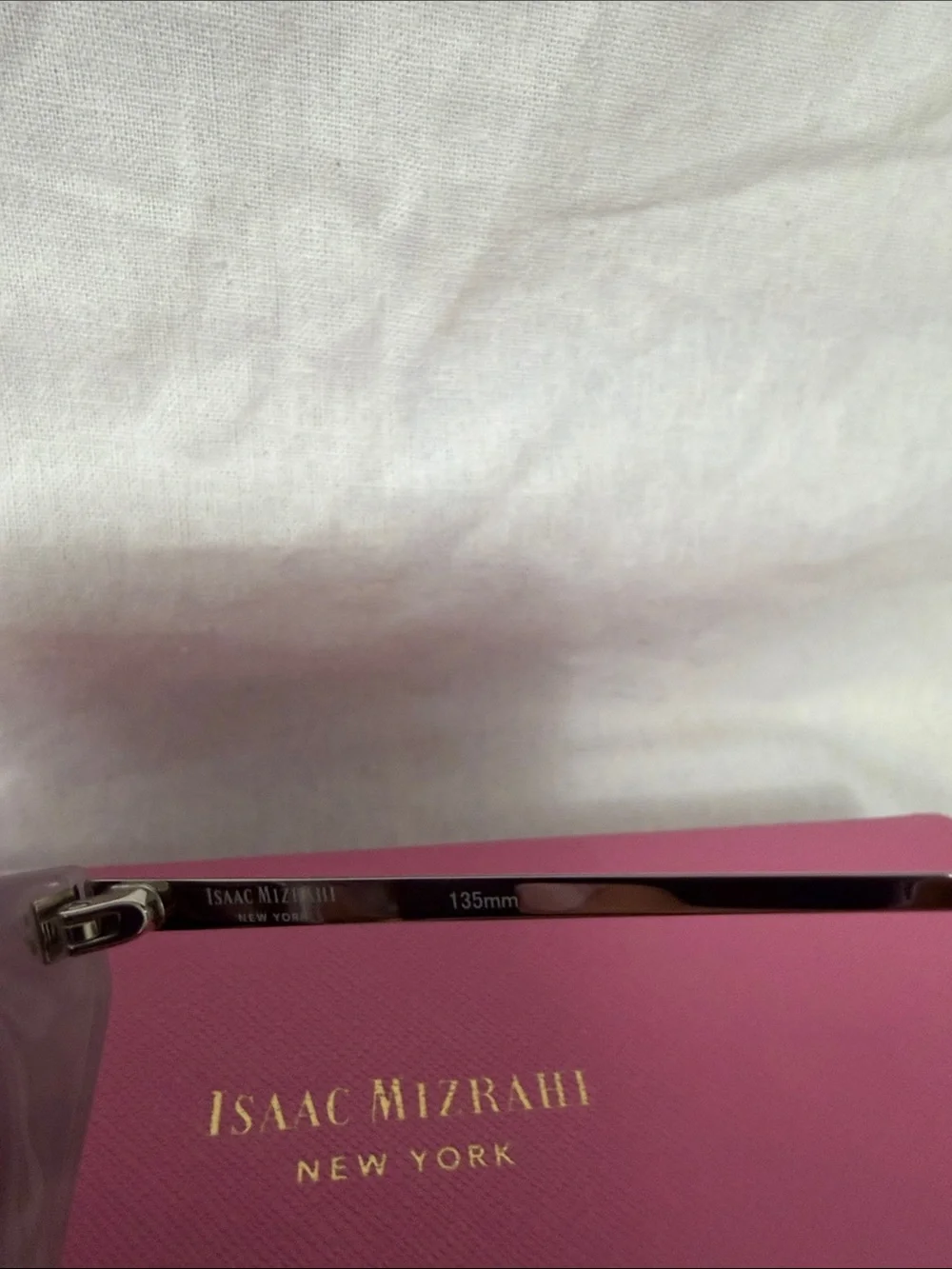 Isaac Mizrahi mauve cat-eye sunglasses with pink case
